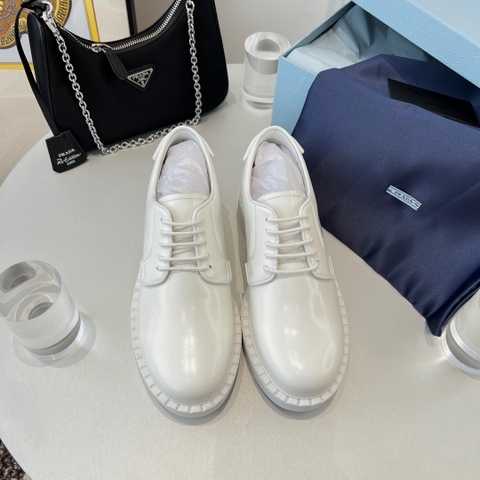 GIÀY PRADA TRIANGLE LOGO LOAFER SHOES