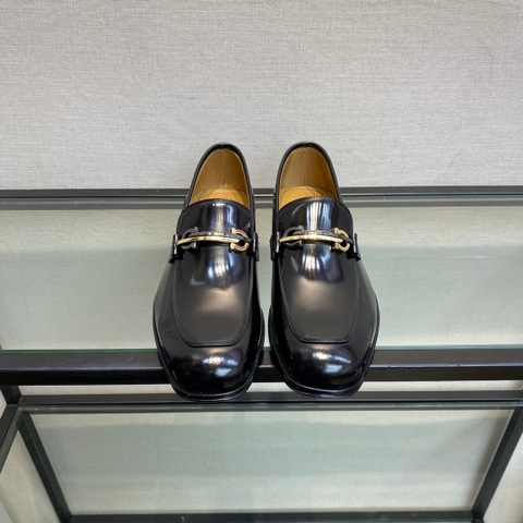 GIÀY SALVATORE FERRAGAMO LOAFER SHOES