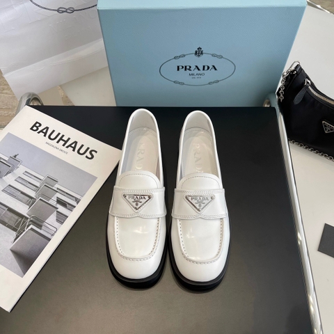 GIÀY PRADA TRIANGLE LOGO LOAFER SHOES