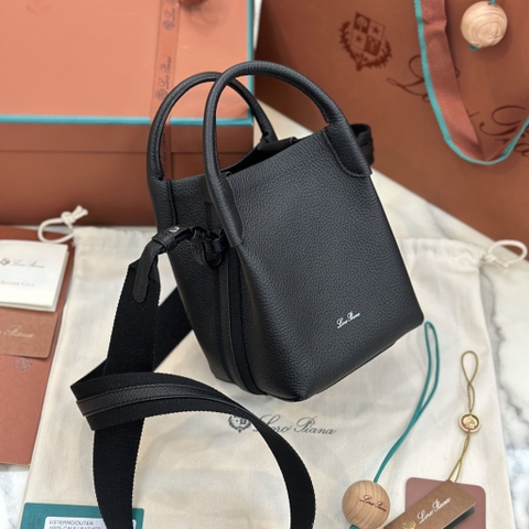 TÚI Loro Piana Bale Micro bằng da bê màu đen