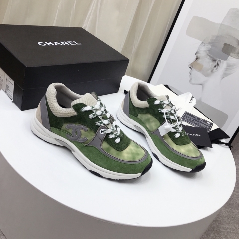 GIÀY CHANEL GREEN SUEDE LOGO SNEAKERS