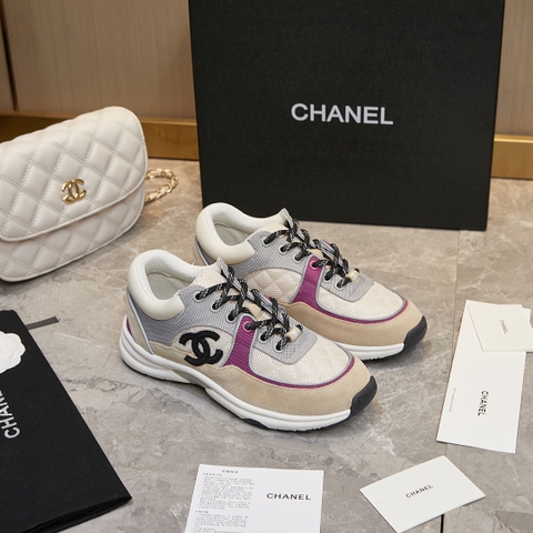 GIÀY CHANEL BURGUNDY SUEDE LOGO SNEAKERS