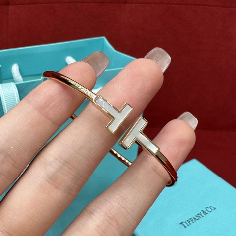 LẮC TAY TIFFANY & CO T BANGLE