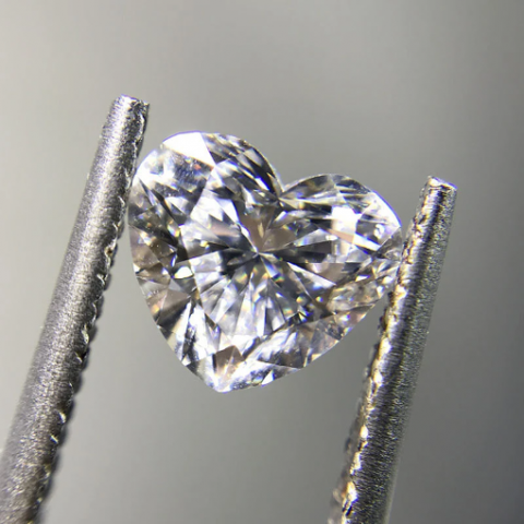 MOISSANITE DIAMOND HEART CUT