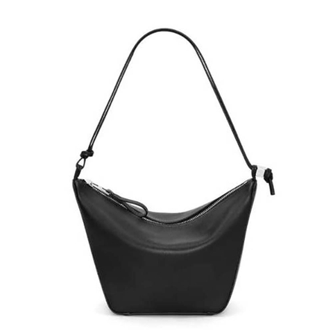 TÚI LOEWE Mini Hammock Hobo bằng da bê màu đen