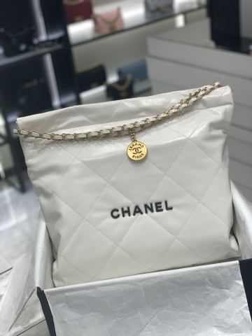 TÚI CHANEL 22 White Trắng logo đen da HAAS