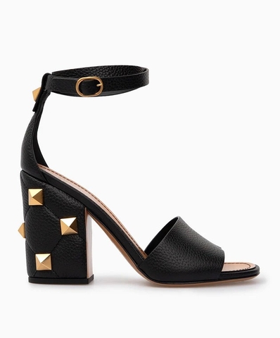 GIÀY VALENTINO ROMAN STUD BLACK LEATHER SANDALS
