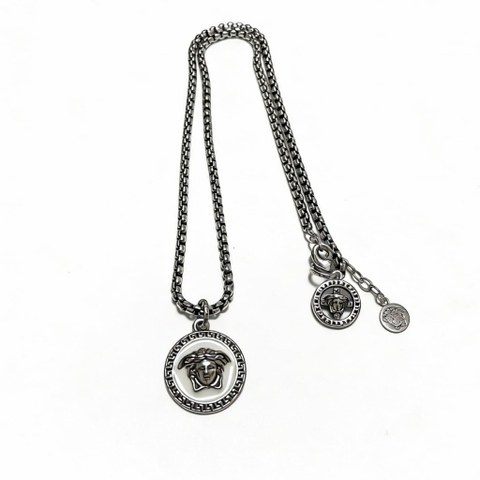 DÂY CHUYỀN VERSACE MEDUSA RED ENAMEL UNISEX