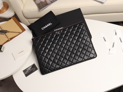 VÍ CHANEL POUCH LAMBSKIN BLACK DA HAAS