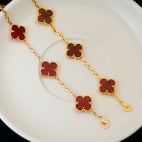 Lắc tay Van Cleef & Arpels đá Carnelian vàng hồng 18K  (Liên hệ để biết giá)