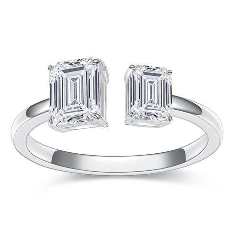 Nhẫn hai viên đá Emerald Cut Lab Grown Diamond 0.6CT bằng vàng trắng 18K