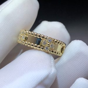 Nhẫn Van Cleef & Arpels Sweet Perlee Clovers vàng hồng 18K
