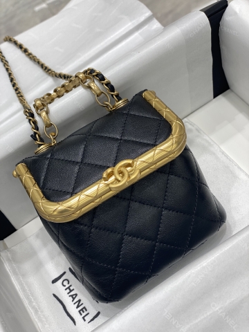 TÚI CHANEL KISS LOCK LAMBSKIN BLACK DA HAAS