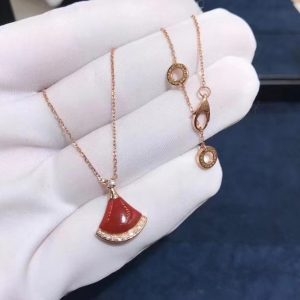 Vòng cổ BVLGARI Divas' Carnelian Diamond Mặt dây chuyền vàng hồng 18K