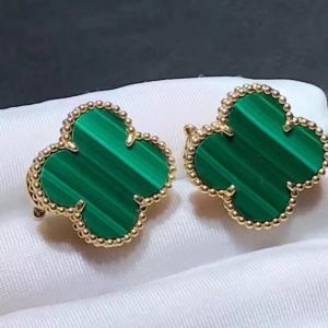 Bông tai Van Cleef & Arpels Magic Alhambra Malachite vàng hồng 18K