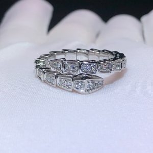 Nhẫn BVLGARI Serpenti Viper Diamond vàng trắng 18K