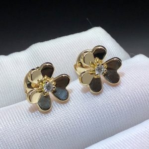 Bông tai Van Cleef & Arpels Frivole mini kim cương vàng hồng 18K