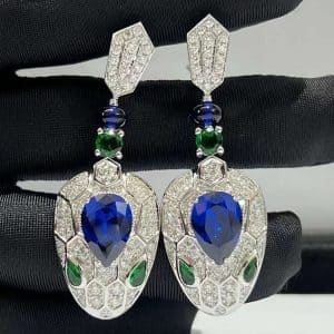 Hoa tai thả Bulgari Serpenti vàng trắng 18K đính đá Sapphire xanh,Ngọc lục bảo và Kim cương Pave (Liên hệ để biết giá)