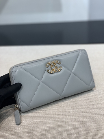 TÚI CHANEL 19 MINI LAMBSKIN GREY XÁM DA HAAS