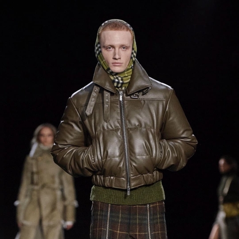 ÁO BURBERRY DOWN JACKET TOP QUALITY AAA LÔNG NGỖNG TRẮNG
