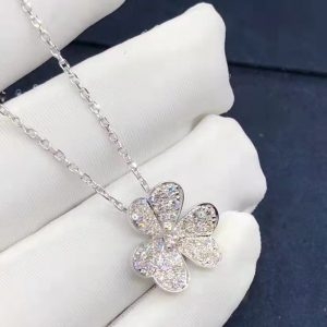 Vòng tay Van Cleef & Arpels Frivole Kim cương vàng trắng 18K