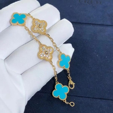 Vòng tay vàng 18k đính kim cương và ngọc lam Vintage Alhambra 5 họa tiết Van Cleef & Arpels 18K  (Liên hệ để biết giá)