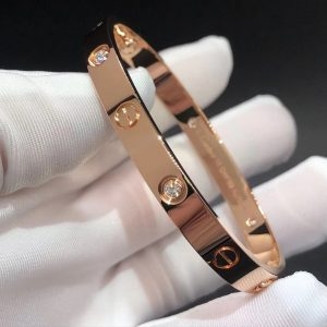 Vòng tay Cartier Love 4 viên kim cương vàng hồng 18K