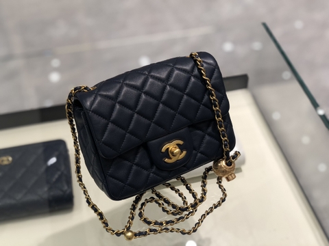 TÚI CHANEL DIAMOND QUILTE BALL LAMBSKIN BLACK DA HAAS