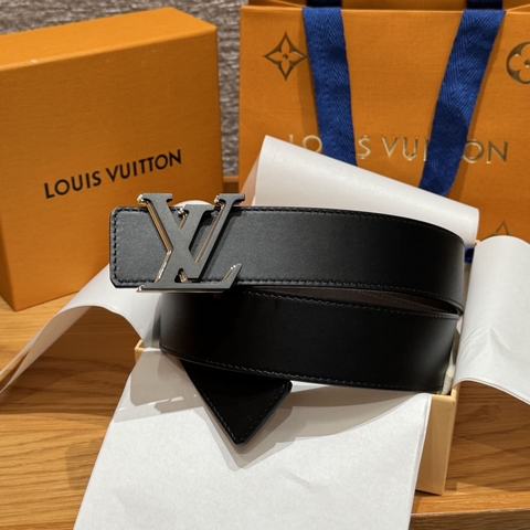 DÂY LƯNG LOUIS VUITTON HIGH CLASSY AAA