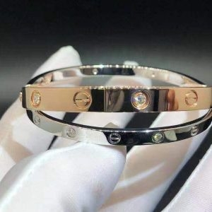 Vòng tay Cartier đôi vàng hồng kim cương và vàng trắng 18K