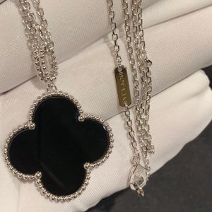 Vòng cổ Van Cleef & Arpels Black Onyx Magic Alhambra vàng trắng 18K