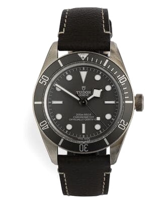 Đồng hồ Tudor Black Bay Fifty-Eight mặt số màu đen