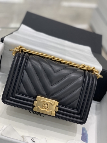 TÚI CHANEL LEBOY TRIANGLE BODIN JOYEUX DA HAAS 20