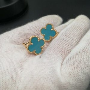 Bông tai Van Cleef & Arpels Alhambra Turquoise ngọc lam vàng hồng 18K