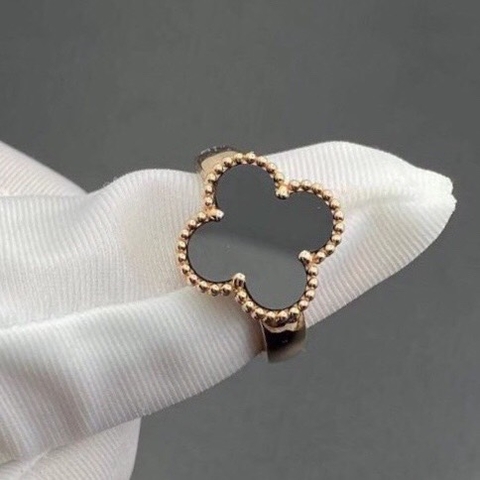 NHẪN VAN CLEEF & ARPELS ALHAMBRA ONYX GOLD 18K YELLOW GOLD