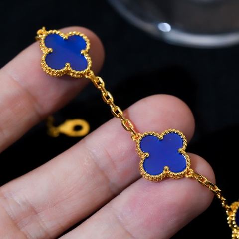Lắc tay Van Cleef & Arpels đá Agate vàng hồng 18K  (Liên hệ để biết giá)