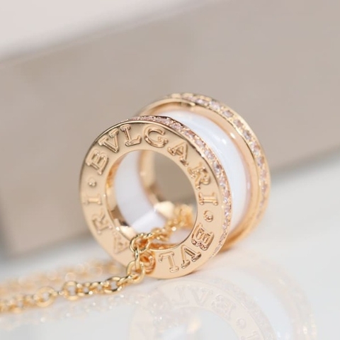 Vòng cổ Bvlgari vàng 18k kim cương gốm trắng B.zero1 18K  (Liên hệ để biết giá)