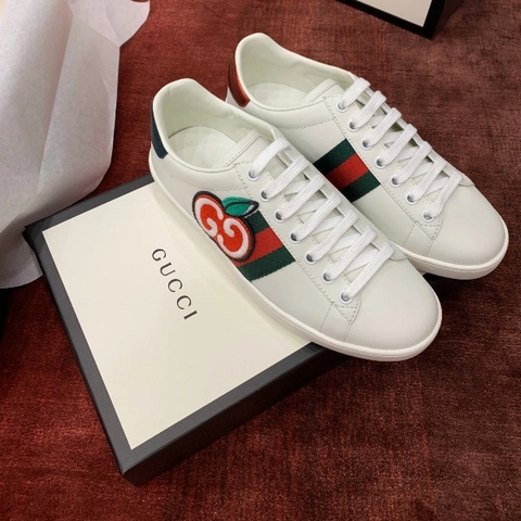 GIÀY GUCCI Leather Ace Sneakers GG Apples White