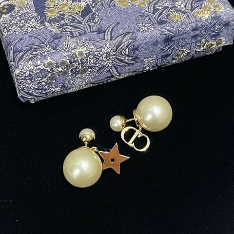 HOA TAI DIOR CD PEARLS STARS TRIBALES