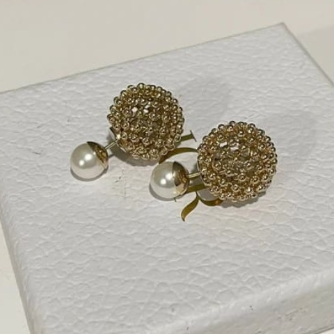 HOA TAI DIOR CD CHRISTIAN DIOR TRIBALES