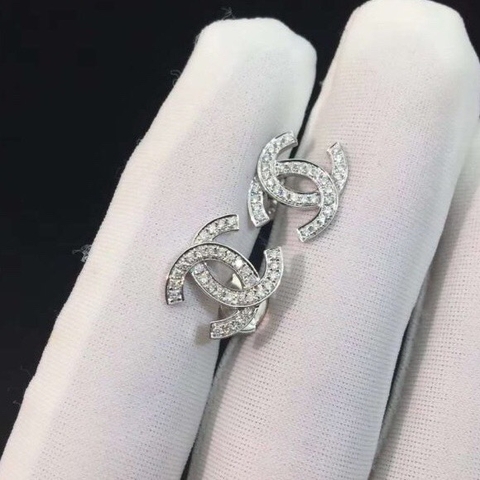 BÔNG TAI CHANEL STRASS CC STUD EARRINGGS DIAMOND WHITE GOLD 18K