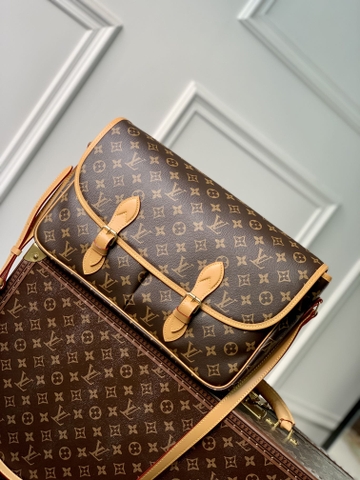 TÚI LOUIS VUITTON Boulogne Monogram Messenger Bag