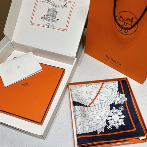 KHĂN Hermes Le Sacre Des Saisons Silk scarf