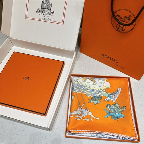 KHĂN Hermes Le Horse Silk scarf
