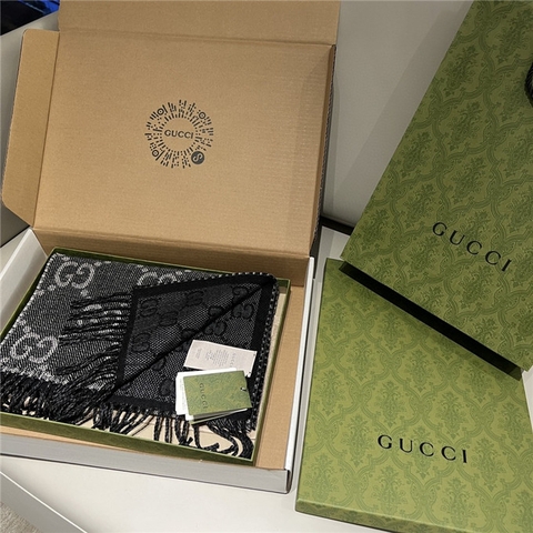 KHĂN Gucci GG Cashmere scarf