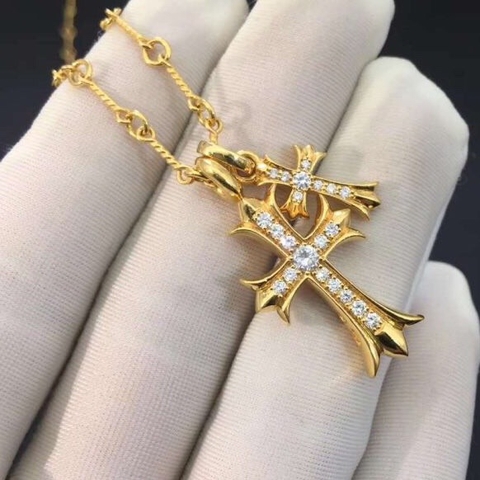 DÂY CHUYỀN CHROME HEARTS DIAMOND CROSS PENDANT YELLOW GOLD 18K