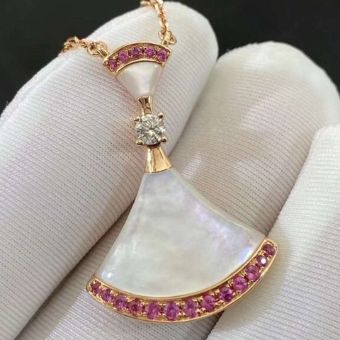 DÂY CHUYỀN BVLGARI DIVAS M.O.P WITH PINK SAPPHIRES ROSE GOLD 18K