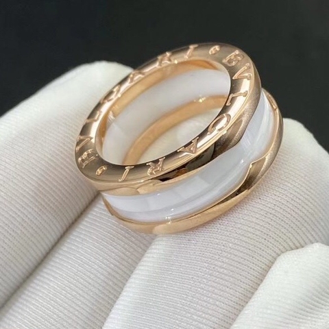 NHẪN BVLGARI B ZERO 1 FOUR BAND WHITE CERAMIC SPRIAL RING YELLOW GOLD 18K