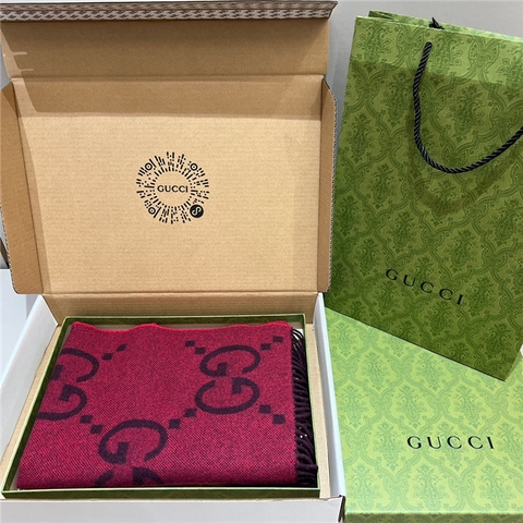 KHĂN Gucci GG Cashmere scarf