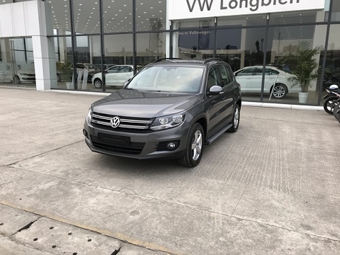 Mục sở thị Volkswagen Tiguan xám vừa về Volkswagen Long Biên